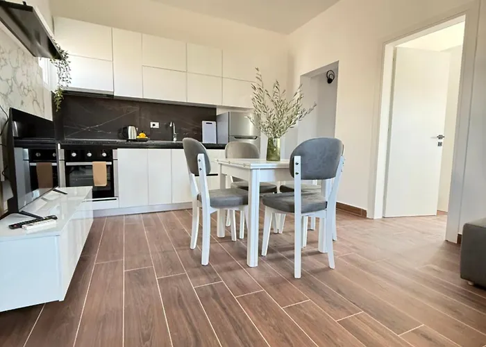 Alegia Appartement *